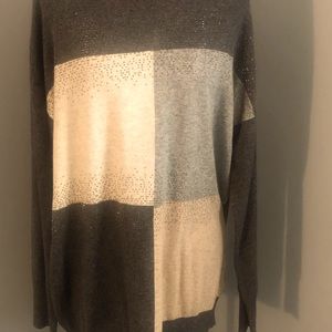 Parkhurst sweater gray and tan in color with silver size xl NWT.